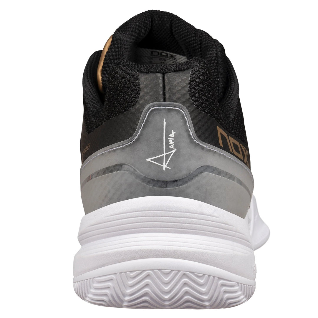 Zapatilla Nox AT10 Pro Black Gold